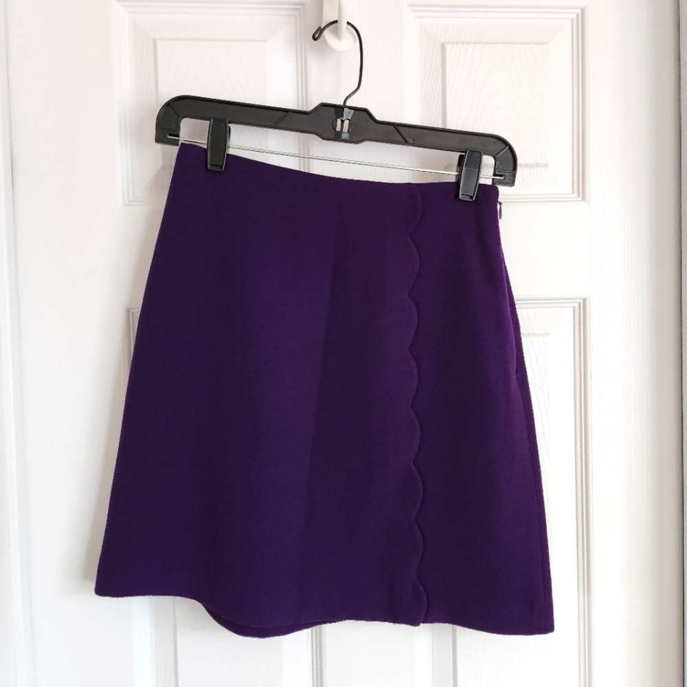 Club Monaco Eggplant Purple Scallop Vidita mini skirt in size 0